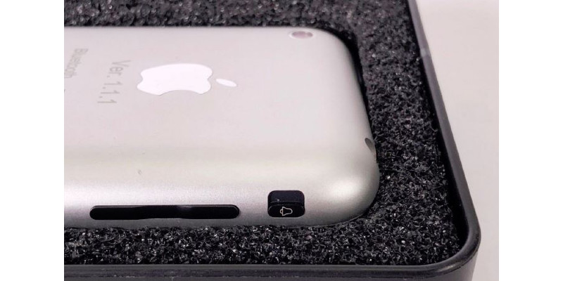 Seltenes Angebot: iPhone-Prototyp steht auf eBay zum Verkauf